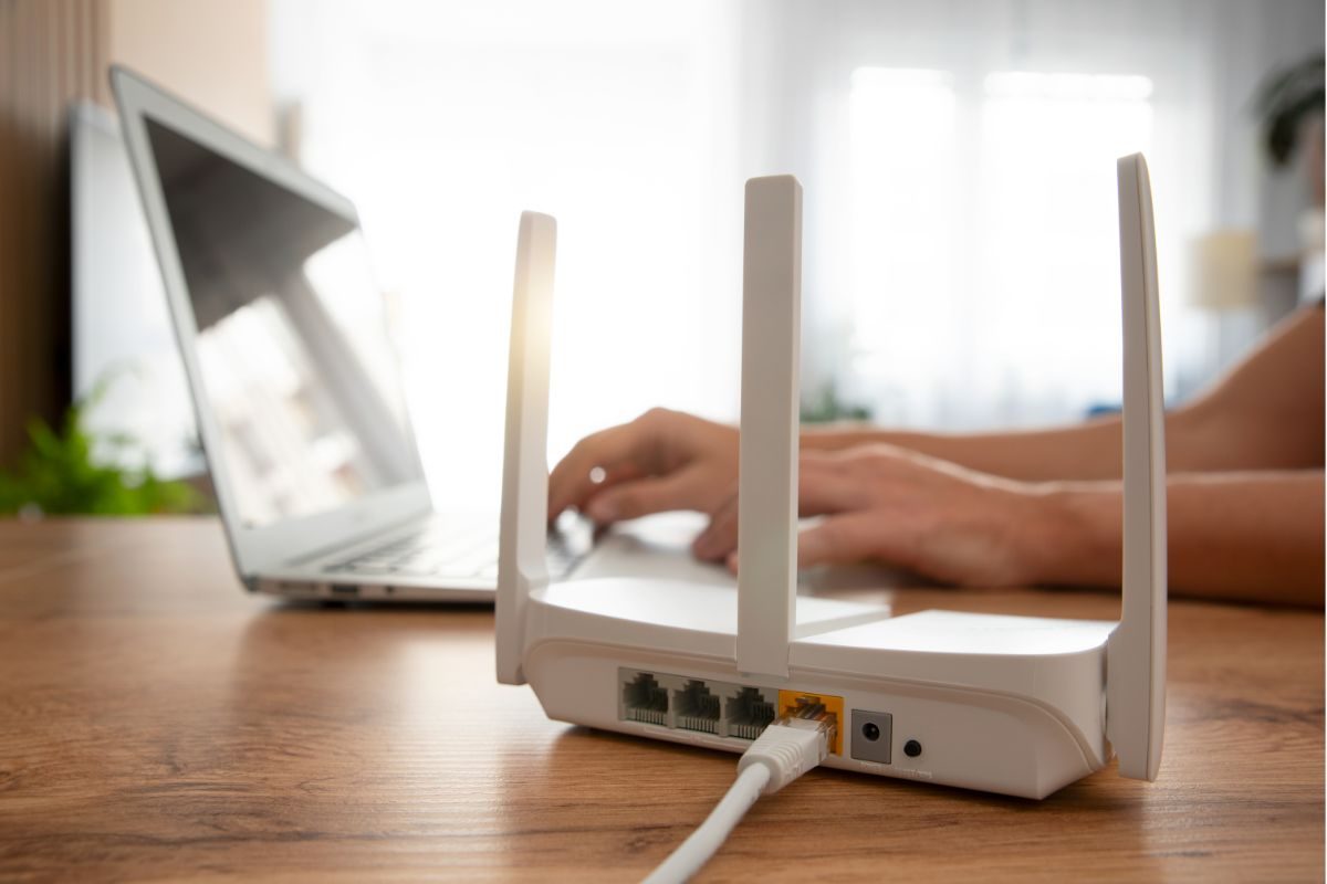 Questo è l’apparecchio che devi tenere lontano dal modem Wi-FI: crea interferenze e problemi di ricezione